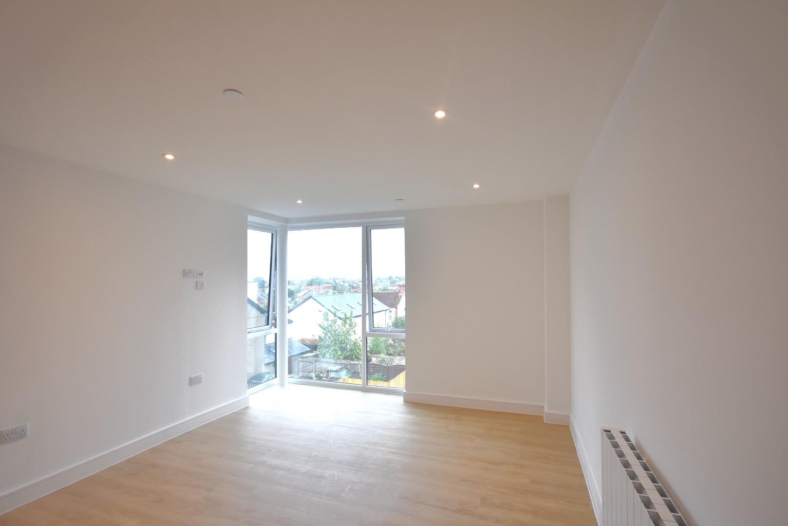 Apartment 8, Windsor Gardens, 56A Windsor Road, Penarth, CF64 1JJ